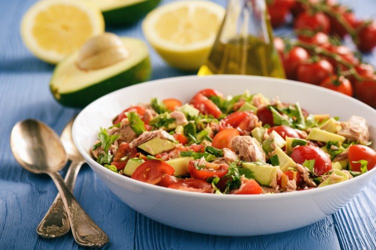 Tuna and Avocado Salad