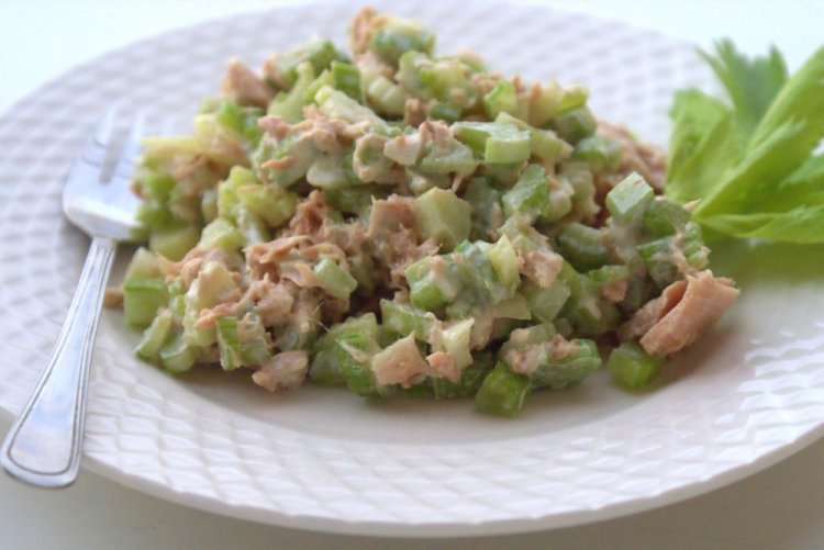 Celery and Tuna Salad
