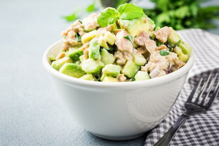 Healthy Tuna and Apple Salad