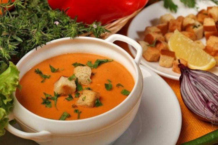 Sopa crema de lentejas con patatas