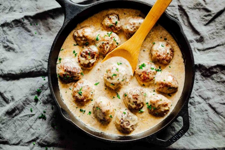 Meatballs in Cream Sauce in a Skillet