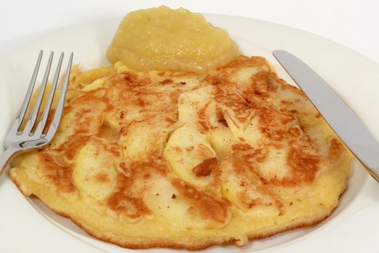 Sweet Omelet with Rice Milk