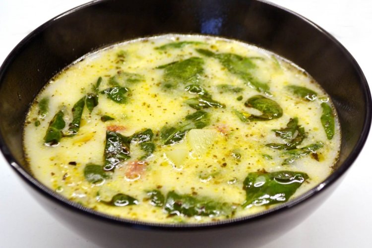Vegetable Soup with Spinach and Rice Milk