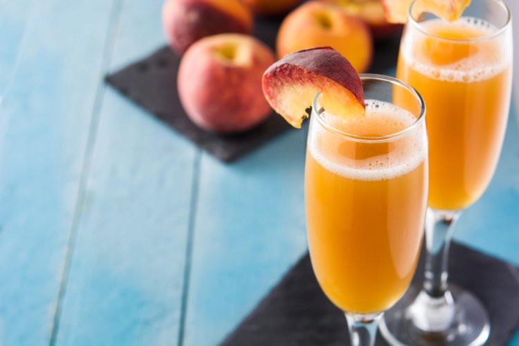 Bellini with Champagne