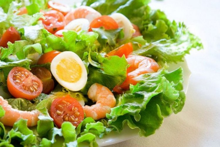Healthy Shrimp and Egg Salad