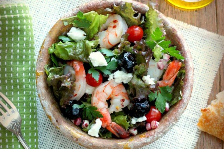 Healthy Shrimp and Feta Salad