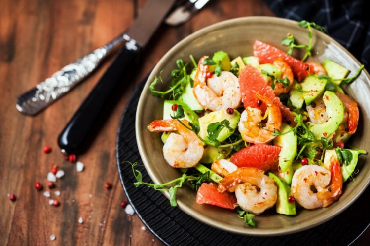 Healthy Shrimp and Grapefruit Salad
