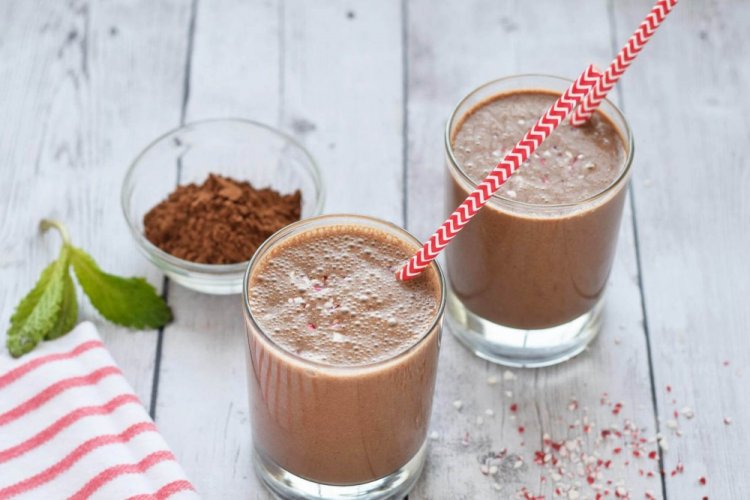 Smoothie de chocolate con leche de avena