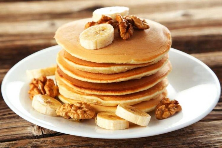 Tortitas de plátano veganas con leche de avena