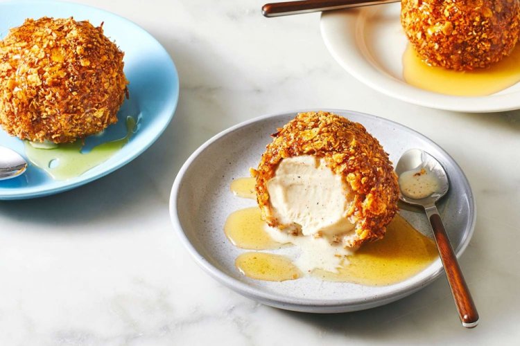Fried Ice Cream in Corn Flakes
