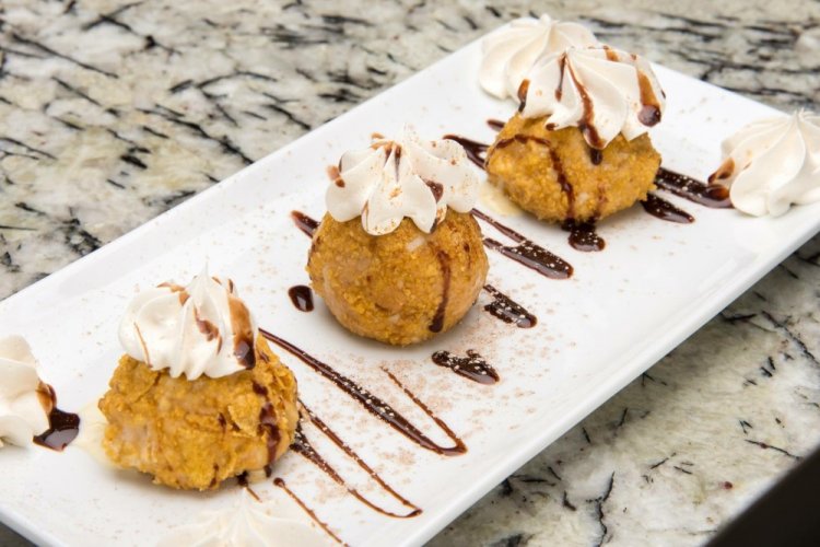 Fried Ice Cream in Profiteroles