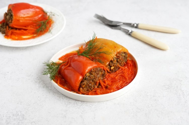 Stuffed Peppers with Lentils