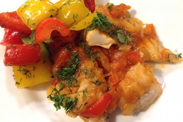 Fish with Vegetables in a Baking Bag