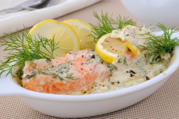 Baked Chum Salmon Steaks in Cream