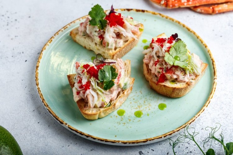 Tuna and Apple Bruschetta