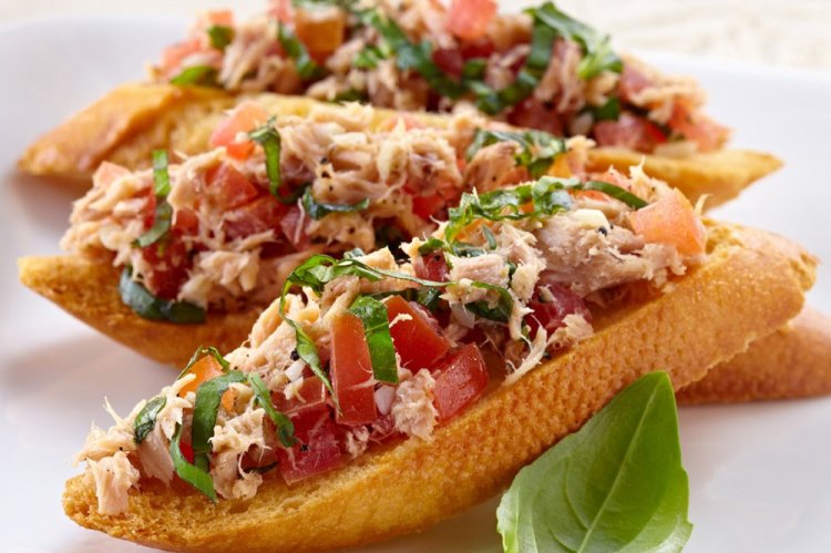 Tuna and Red Onion Bruschetta
