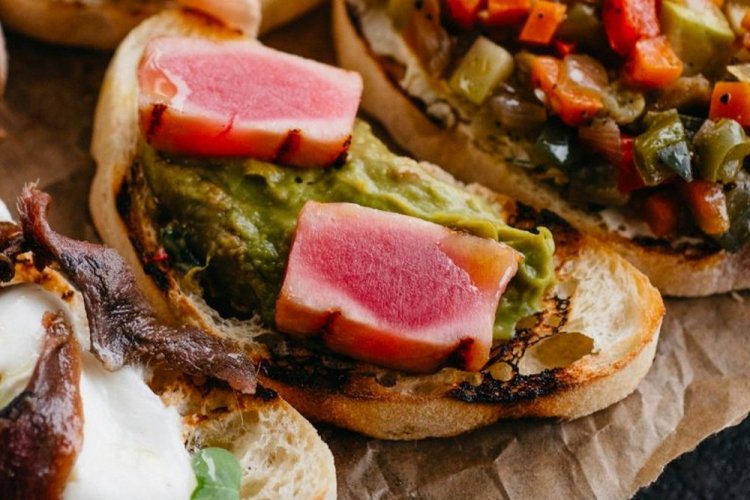 Fresh Tuna Bruschetta