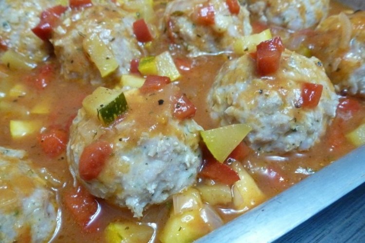 Turkey Meatballs with Vegetables
