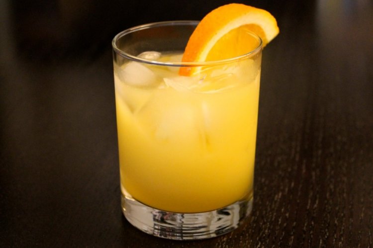 Destornillador con ginebra