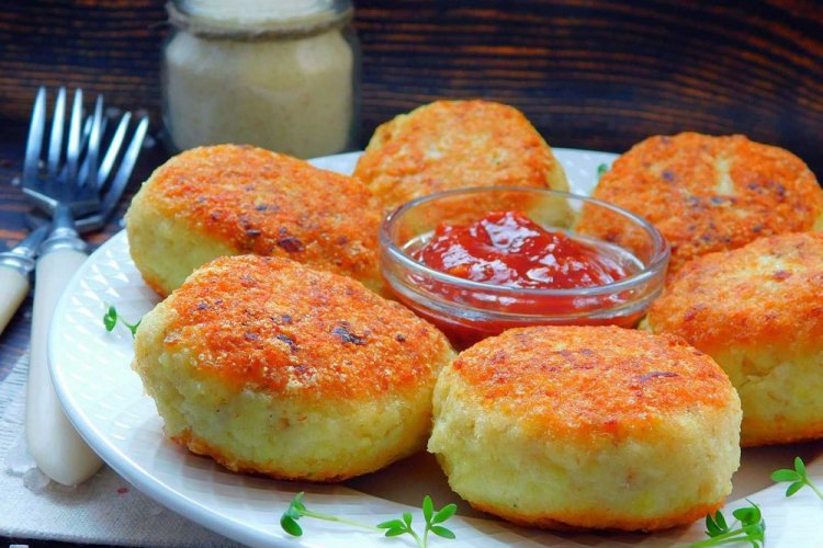 Pollock Cutlets with Semolina