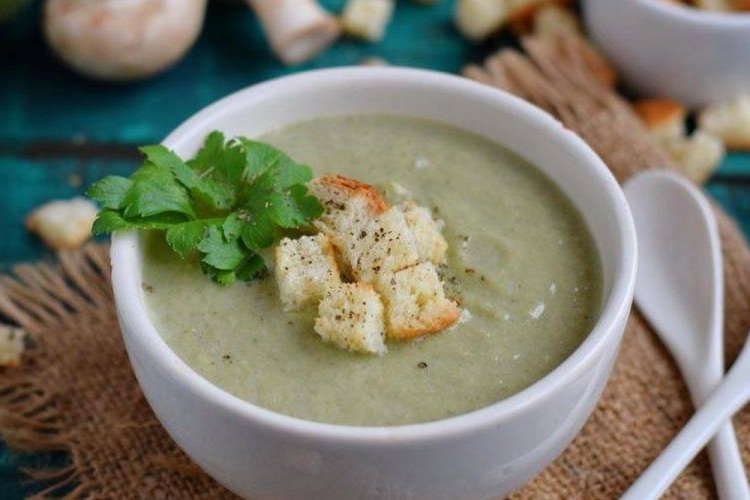 Cauliflower and Mushroom Cream Soup
