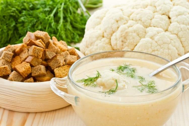 Cauliflower Cream Soup with Rice