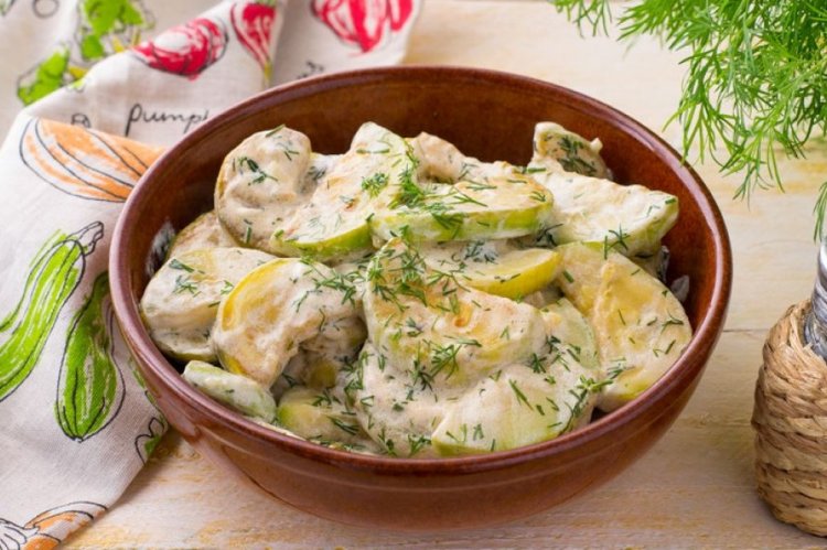 Zucchini in Sour Cream