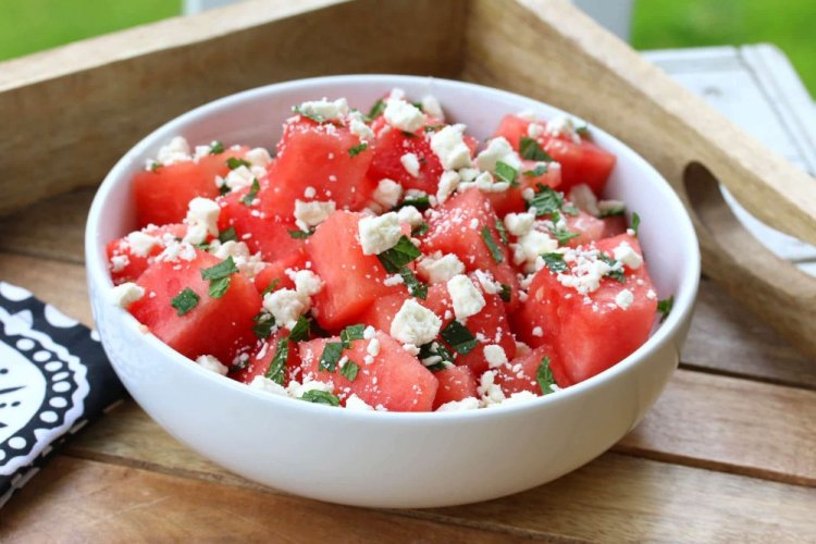 Cottage Cheese and Tomato Salad