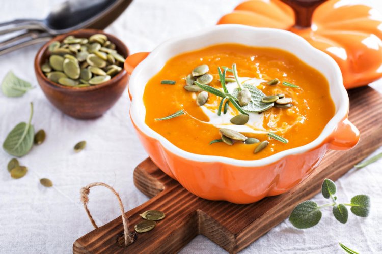 Low-Calorie Roasted Vegetable Cream Soup