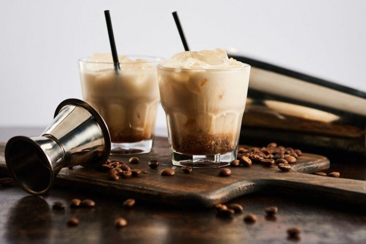 White Russian with Baileys