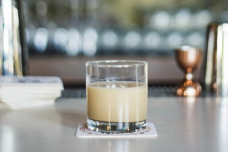 White Russian with Gin