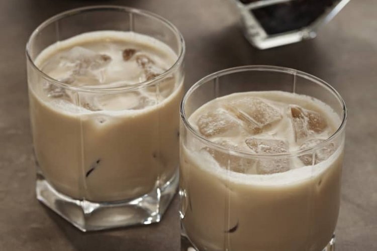 White Russian with Moonshine