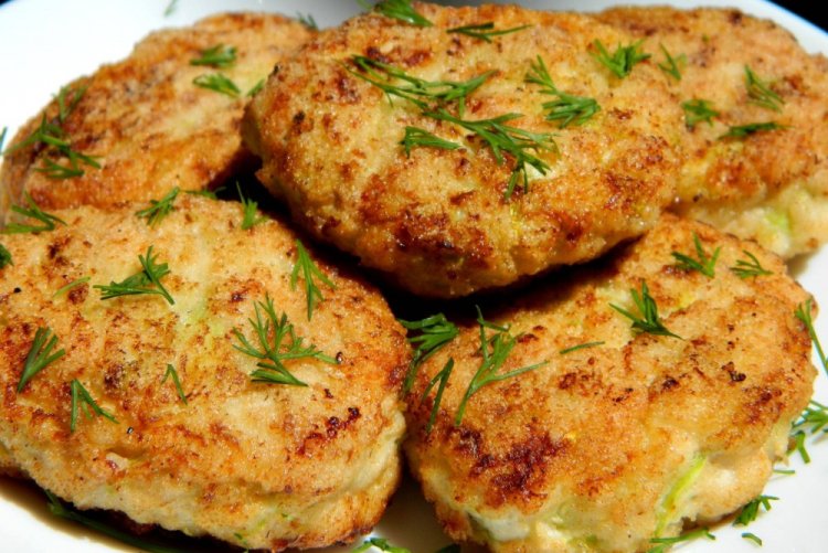 Baked Fish Cutlets with Zucchini