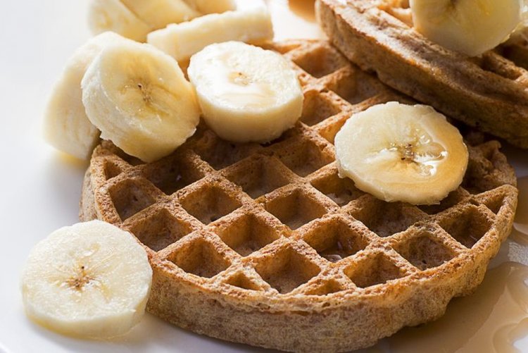 Gofres suaves con crema de cacahuete