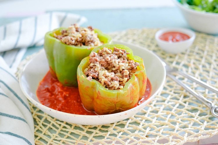 Steamed Stuffed Bell Peppers