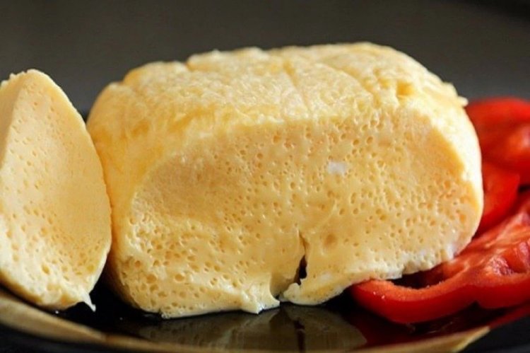 Tortilla cocida con leche de cabra