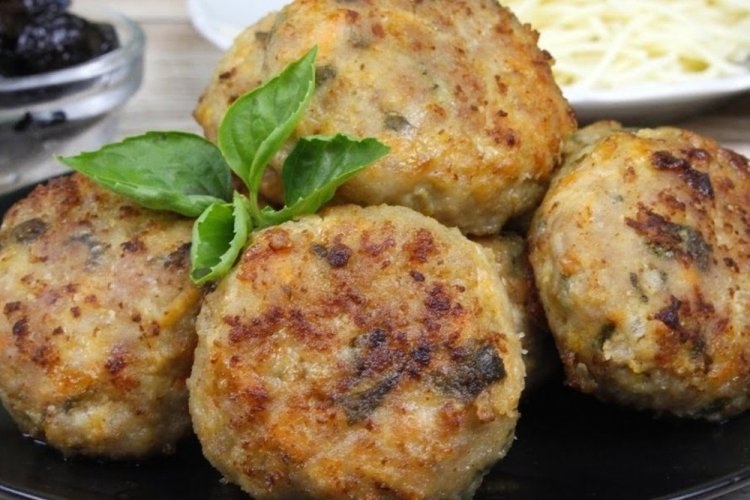 Turkey Cutlets with Oats in the Oven
