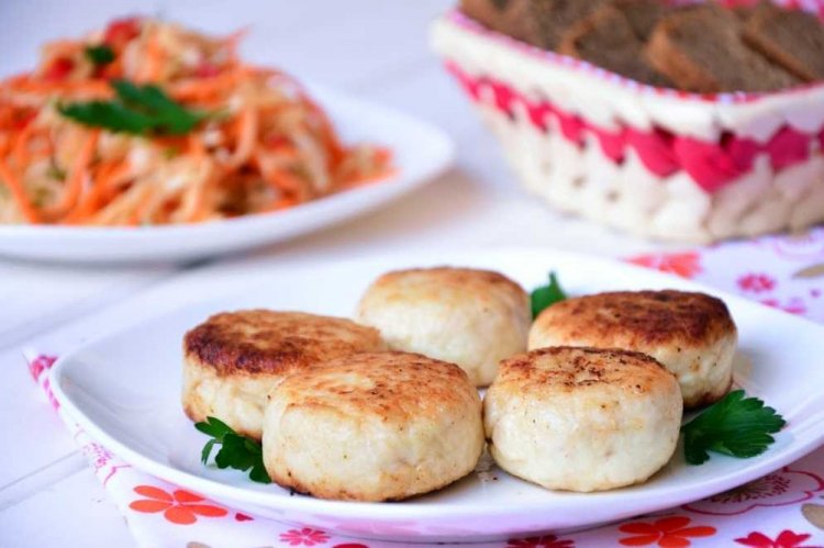 Turkey Cutlets with Potatoes in the Oven