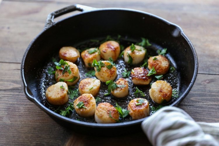 Scallops with Herbs