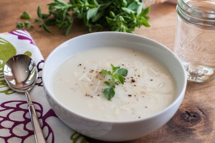Sopa de col con leche de soja