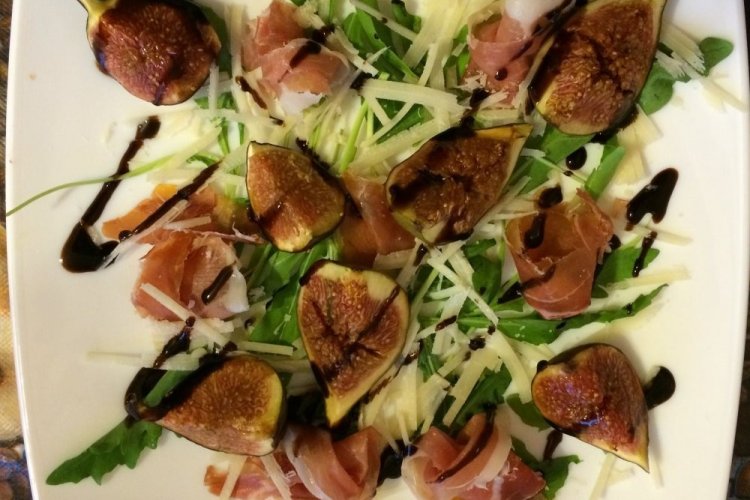 Ensalada de higos asados