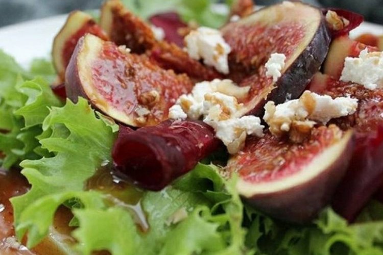 Ensalada de higos y remolacha