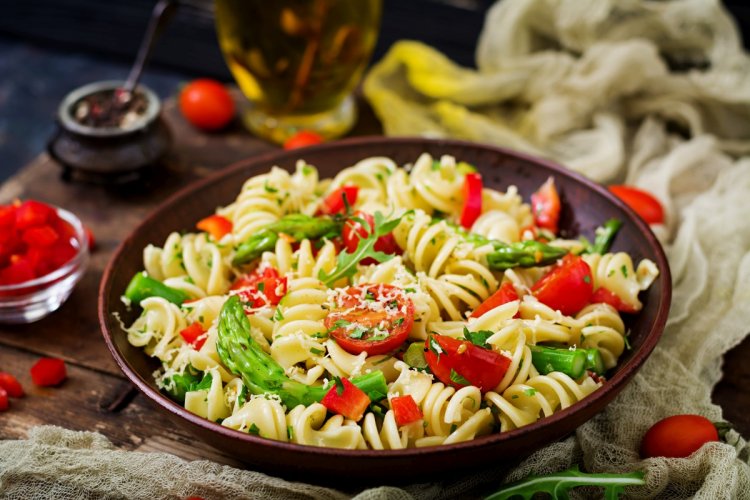 15 ensaladas de pasta que querrás preparar una y otra vez