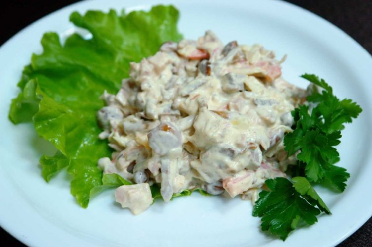 Smoked Chicken and Capers Salad