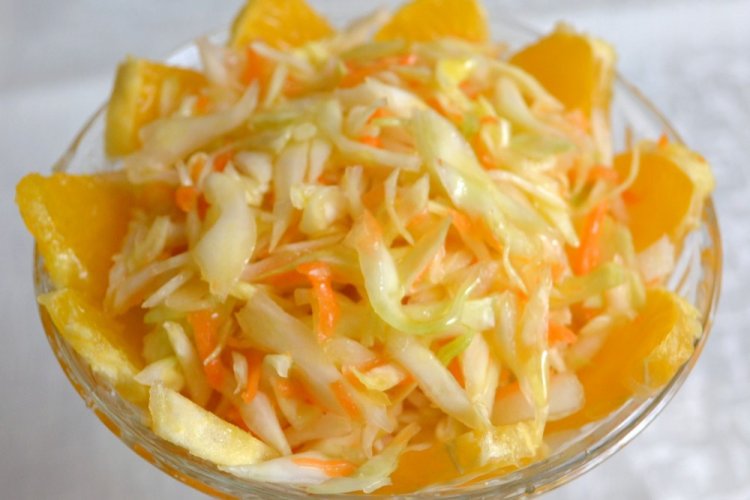Sauerkraut and Orange Salad