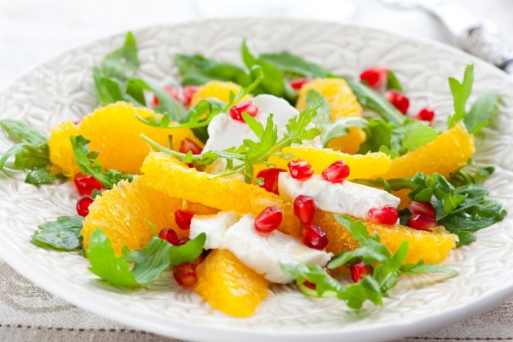 Arugula, Orange, and Mozzarella Salad