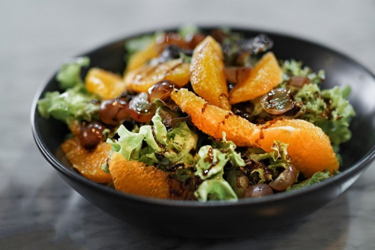 Orange and Spinach Salad