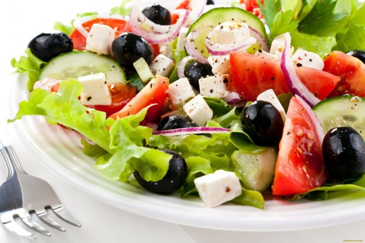 Greek Salad with Olives
