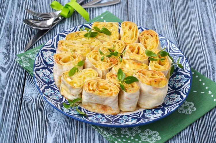 Pan de pita con requesón al horno