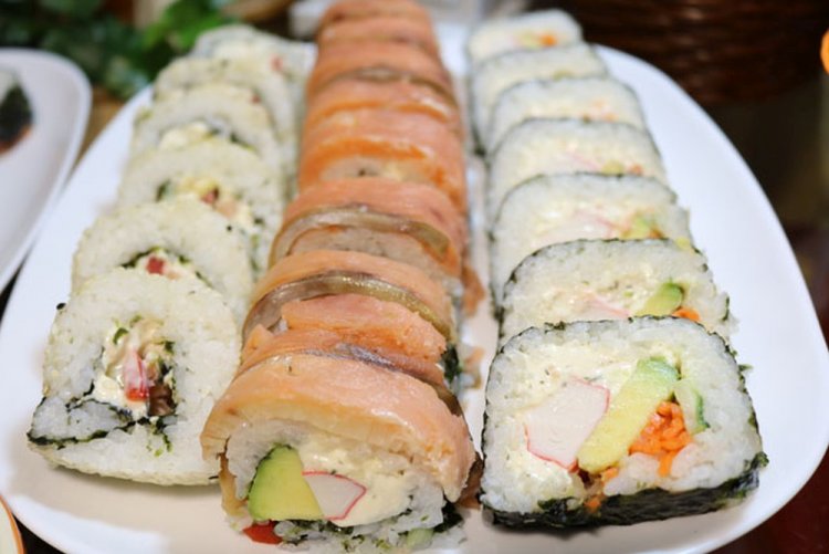 Filling for Korean Rolls with Crab Sticks
